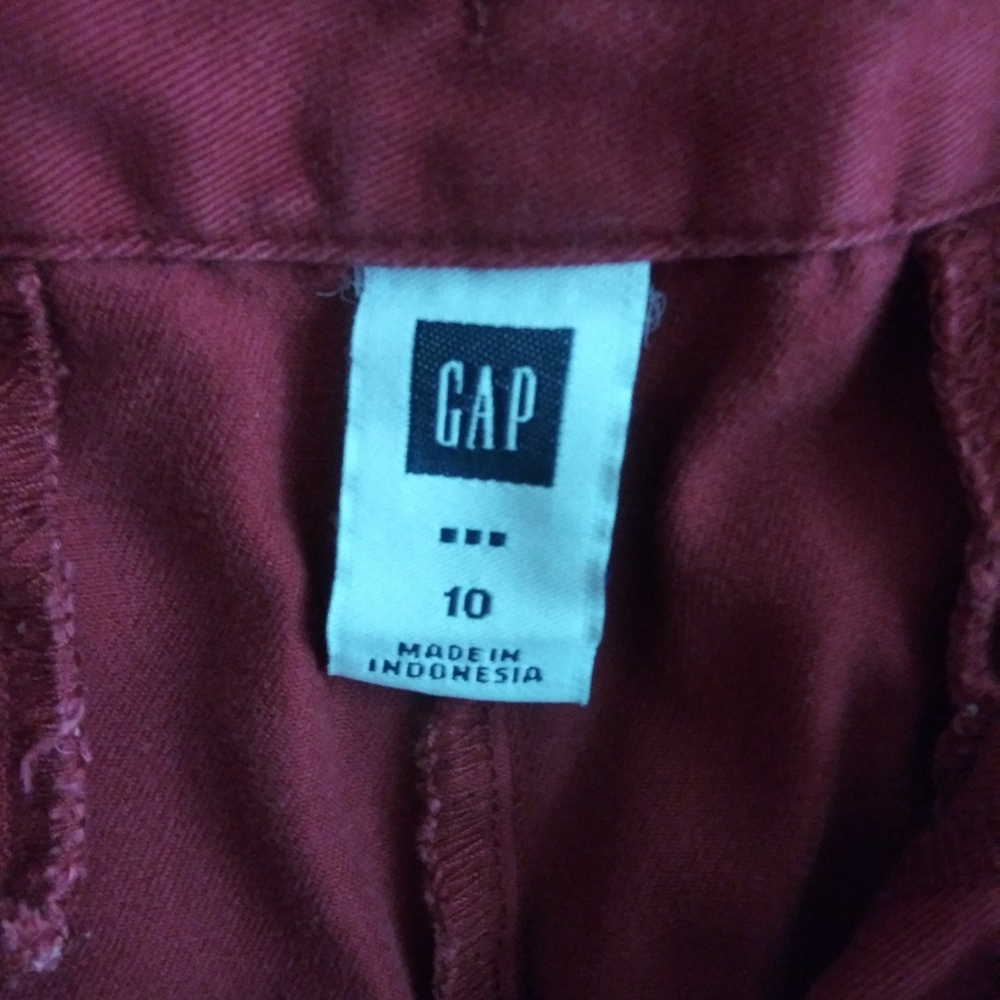 Shorts - Picture 3 of 3